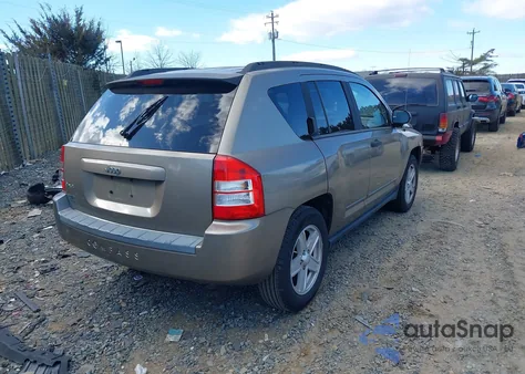 2008 Jeep Compass Sport from USA, damaged, VIN 1J8FF47W98D700557